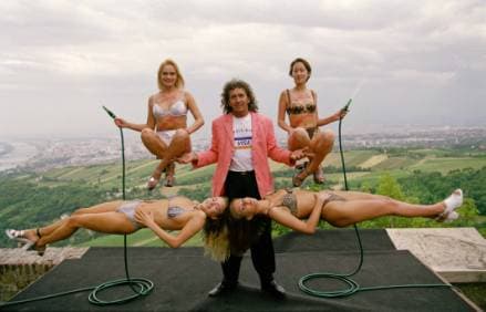 4 schwebende Jungfrauen in Wien, weitere Guinness Buch der Rekorde Eintragung