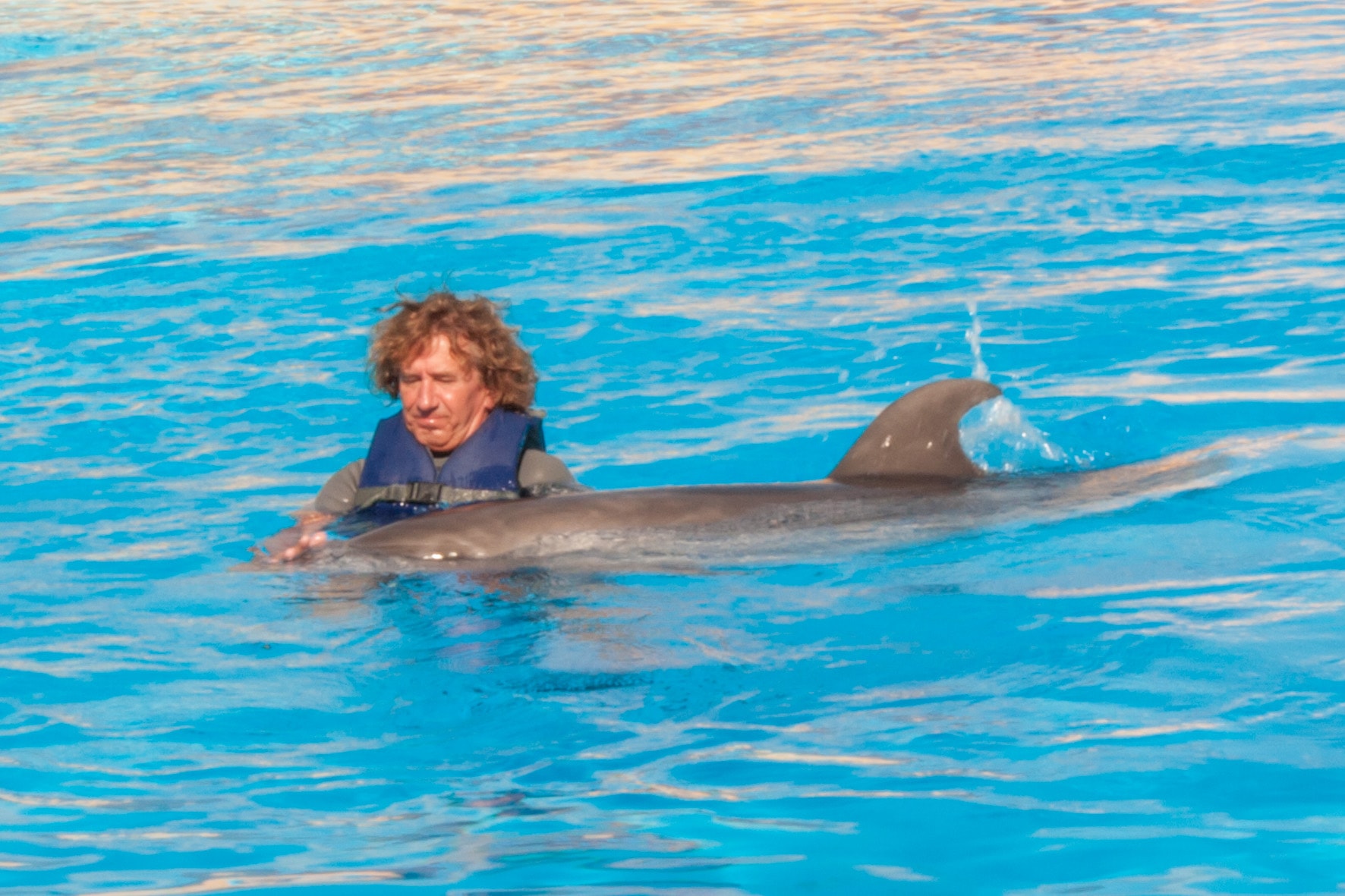 Tony Reis Magic Dolphin Show 6