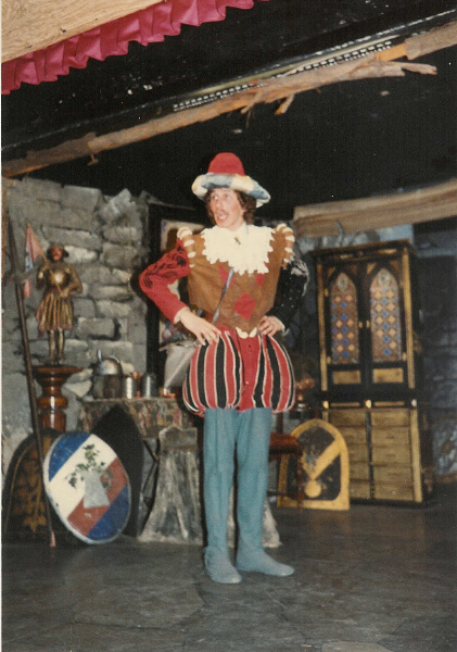 Tony Rei auf der Stegreifbuehne der Pradler