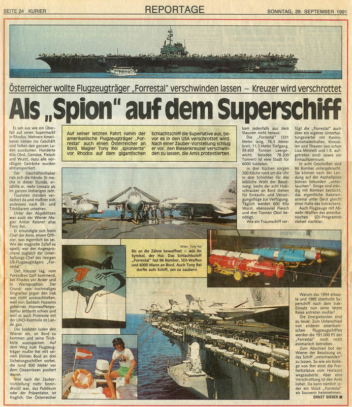 Tony Rei auf einem Flugzeugtraeger