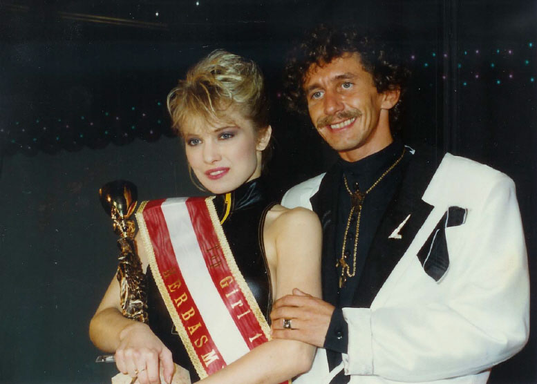 Tony Rei veranstaltet Top Girl of the Year